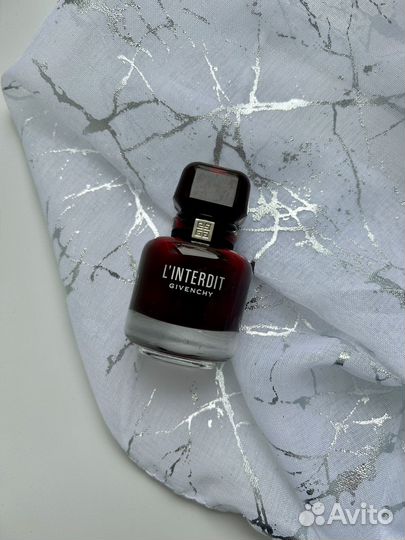 Пустой флакон от духов Givenchy LInterdit бордовый