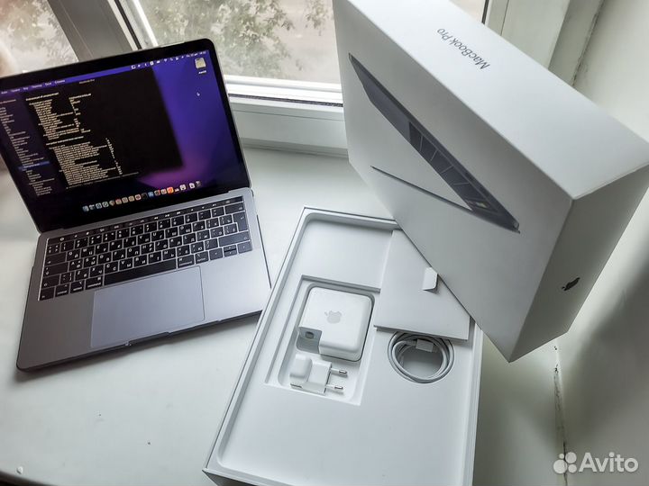 Ноутбук Apple Macbook Pro 13 2019 MHN2RU/A
