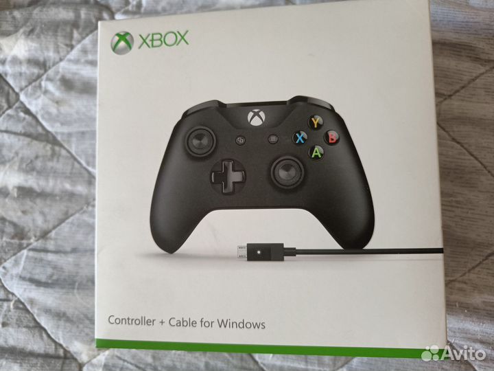 Геймпад Xbox One чёрный оригинал + кабель