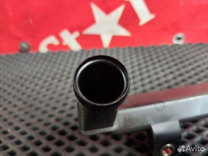 Трубка системы охлаждения двигателя Daf XF106