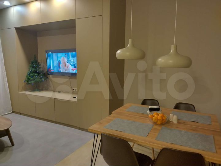 3-к. квартира, 80 м², 1/4 эт.