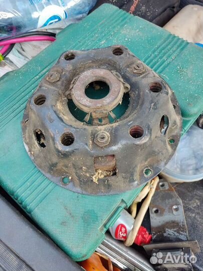 Москвич. Корзина сцепления