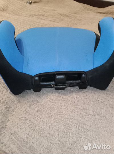 Автокресло бустер