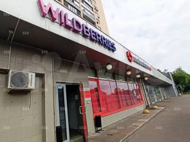 Сдам торговое помещение, 133 м²