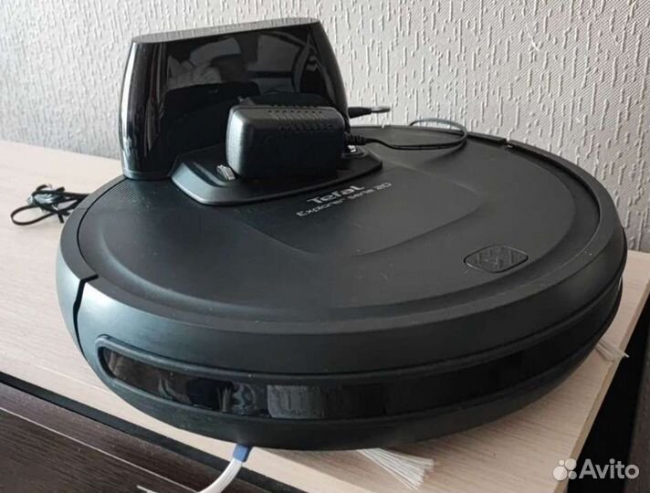 Робот пылесос tefal serie 20(по запчастям)
