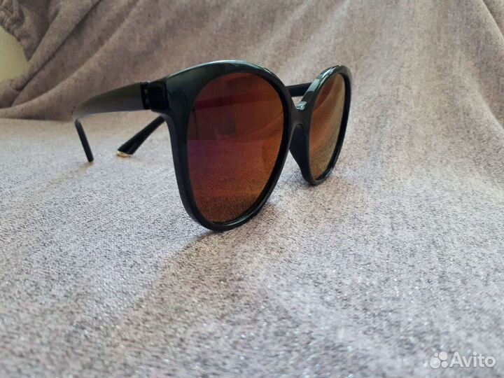 Солнцезащитные очки женские новые