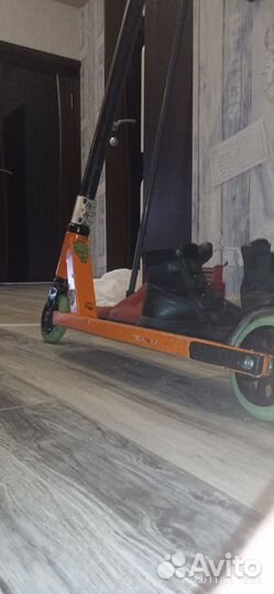 Трюковой самокат