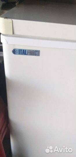 Морозильный ларь с глухой крышкой бу