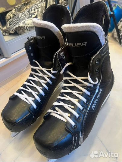 Хоккейные коньки bauer supreme pro 9R