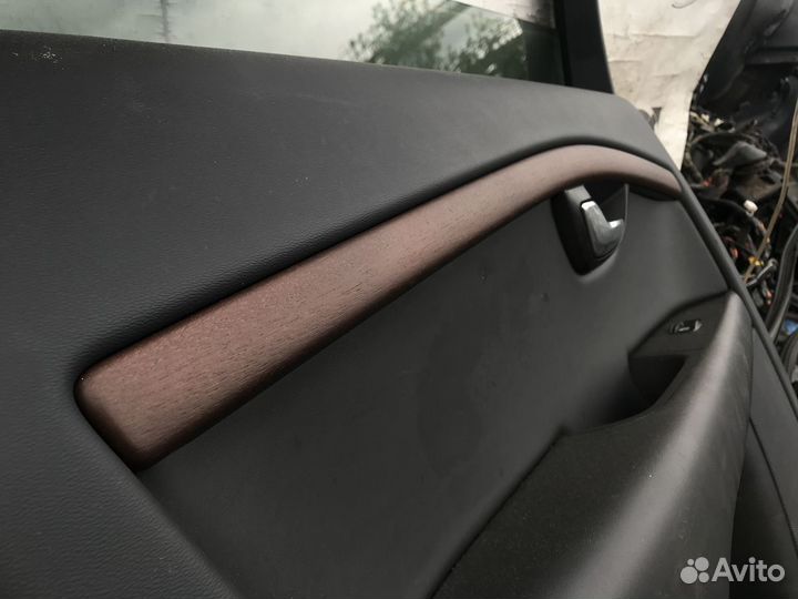 Накладка двери задней левой Volvo V70 (S) (2008-20