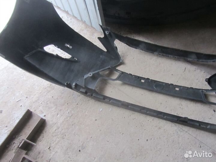 Бампер передний Lexus ES-250 с 2012г