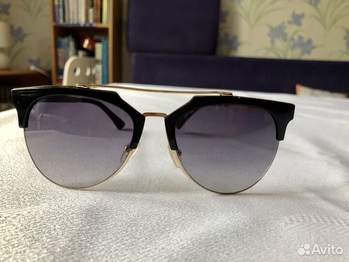 Солнцезащитные очки женские