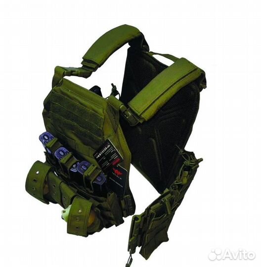 Плитник (бронежилет) с подсумками на быстросбросах