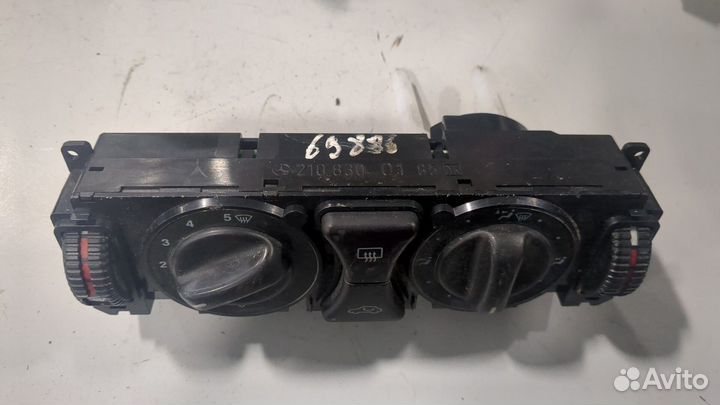 Переключатель отопителя Mercedes C W202, 1996