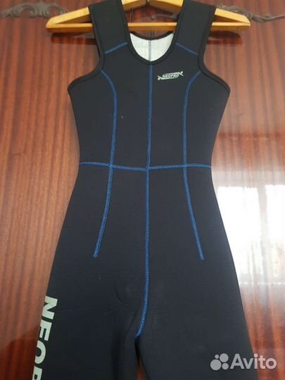 Гидрокостюм женский neopro