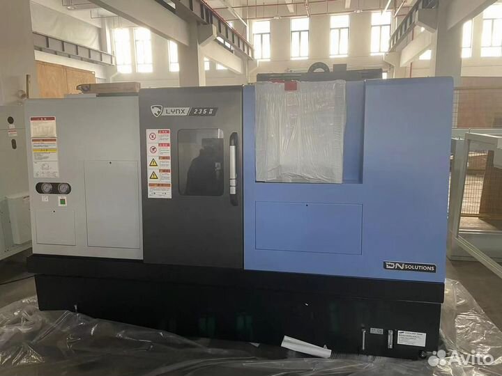 Токарный станок c чпу Doosan Lynx 235M II
