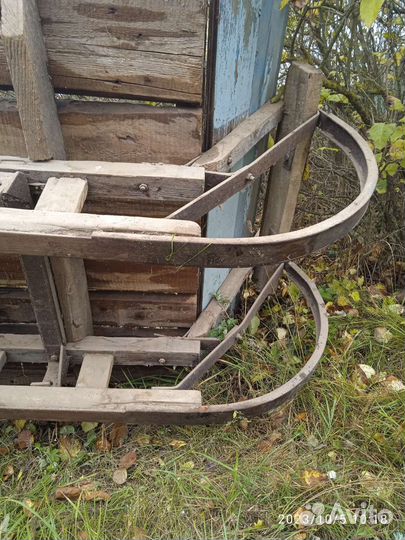 Сани для лошади, седло, упряжь