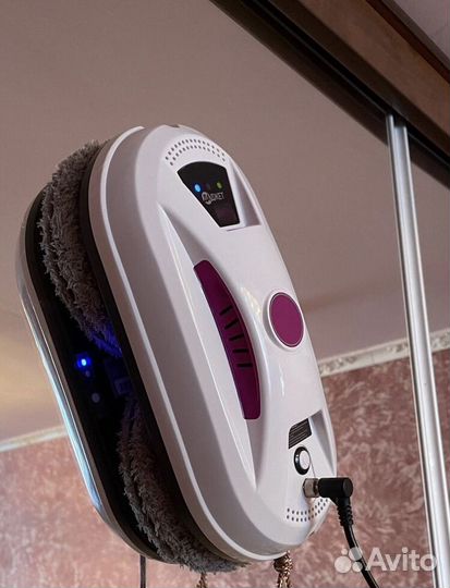 Робот мойщик окон