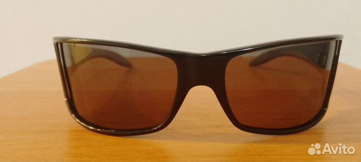 Продам очки унисекс солнцезащитные colors