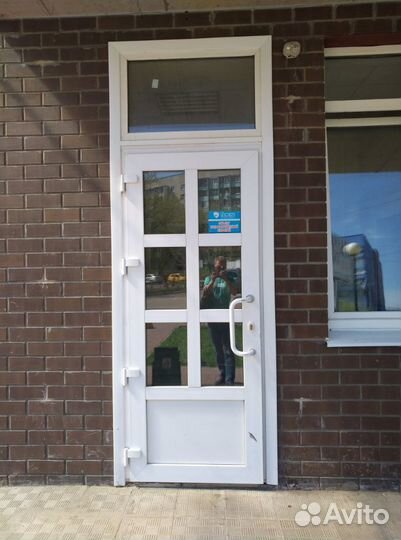 Пластиковые двери пвх