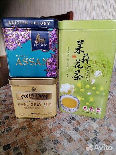 Пустые баночки жестяные