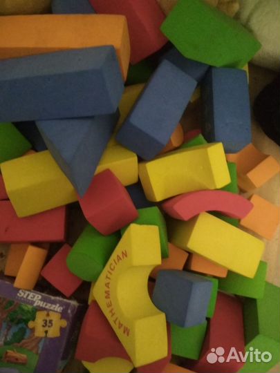 Детские игрушки, книги, конструктор пакетом