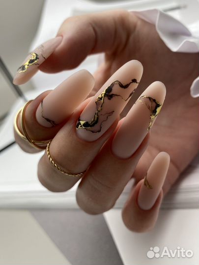 Маникюр с покрытием, наращивание