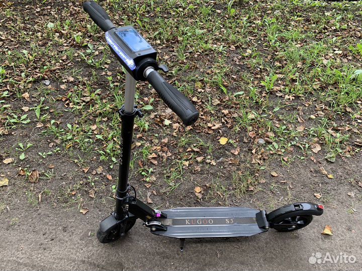 Доступный и легкий электросамокат Kugoo S3
