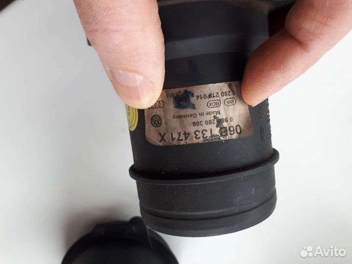 Расходомер воздуха Audi A6 A8