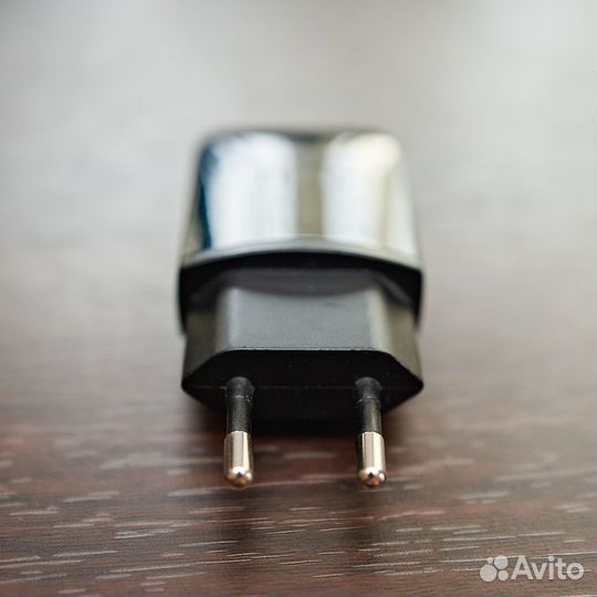 Зарядное устройство HTC оригинал