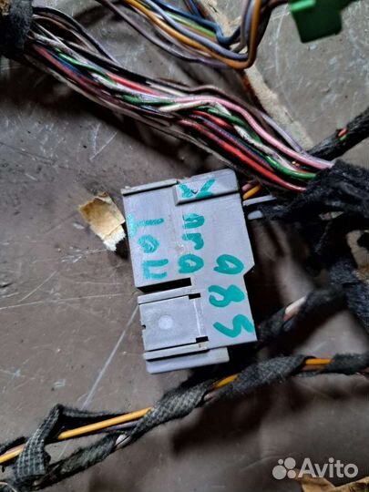 Проводка потолка Volvo S80