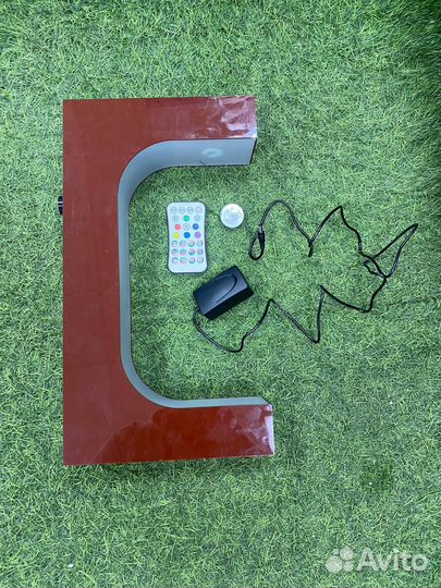 Магнитная левитационная подставка для обуви