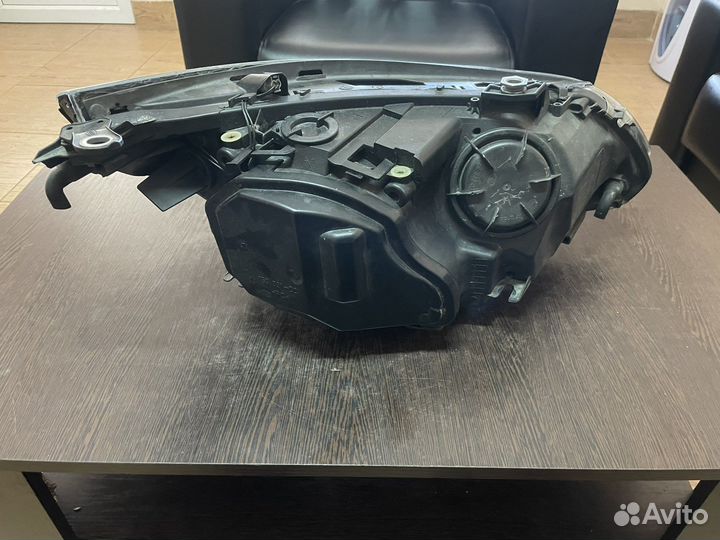 Фара левая ксенон BMW 5 E60