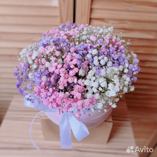 Букет в коробке / Радужная гипсофила