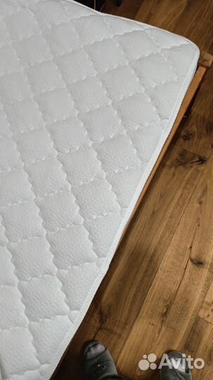 Кровать двухспальная с матрасом IKEA