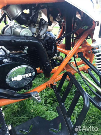 Квадроцикл motax 125 кубов