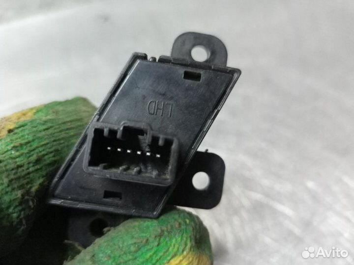 Кнопка Kia Ceed G4FG 2012-2018