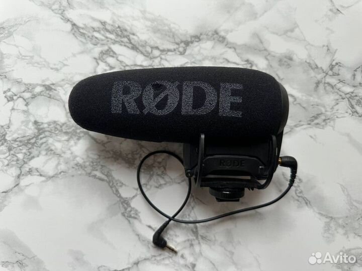 Микрофон для видеокамеры rode VideoMic Pro+