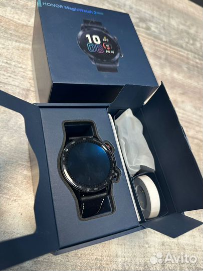 Смарт-часы Honor MagicWatch 2
