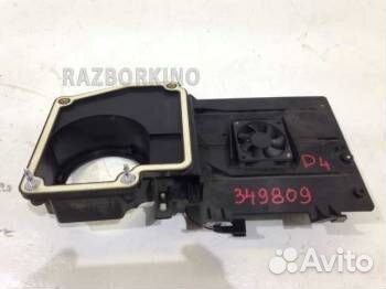 Кронштейн блока управления двигателем