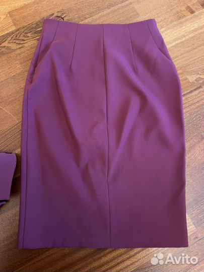 Костюм классический женский с юбкой