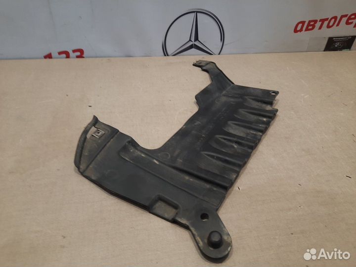 Облицовка заднего бампера Bmw X1 E84 N46B20BD 2012