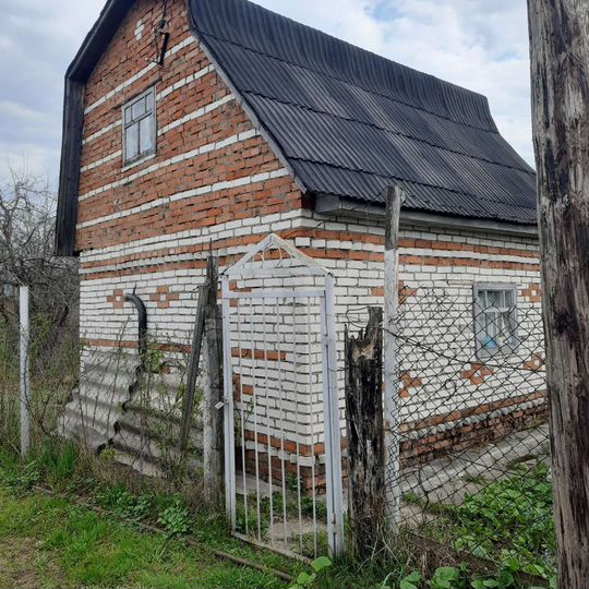 Дача 20 м² на участке 4 сот.