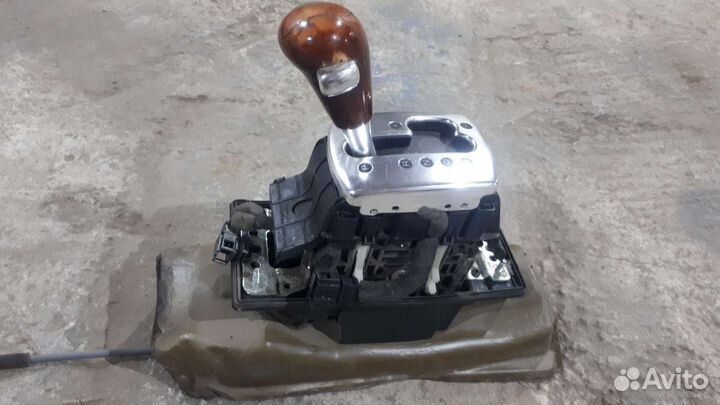 Селектор АКПП ауди А8 Д3 в сборе