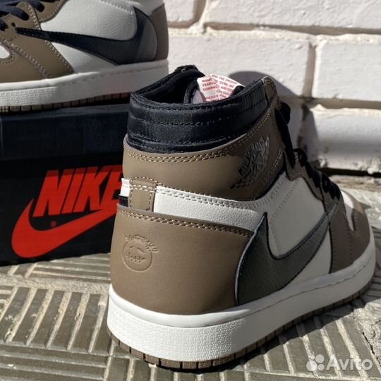 Kросcoвки Nikе Air Jordan 1 Travis Scott