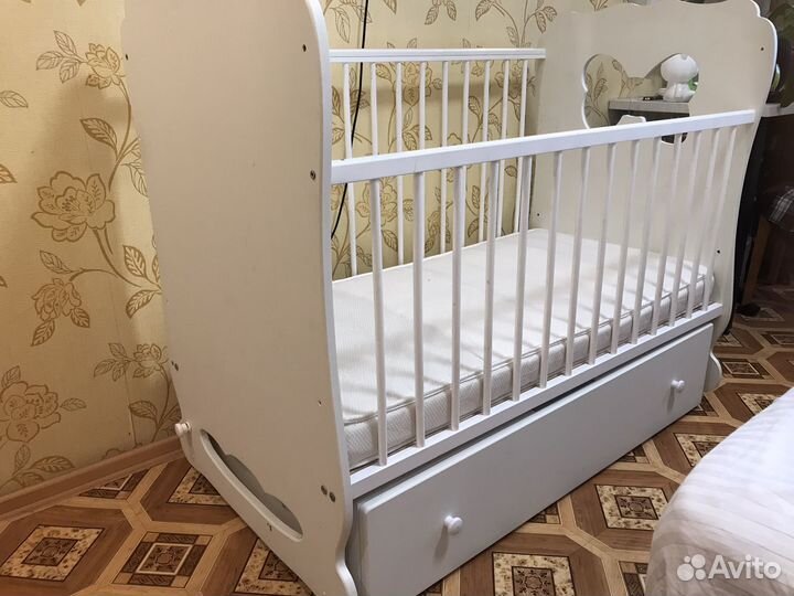 Детская кроватка