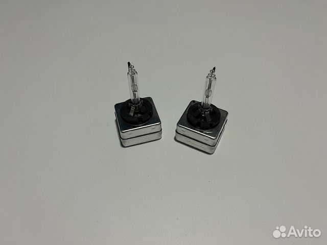 Лампа D1S ксенон новая производитель osram 5000 K