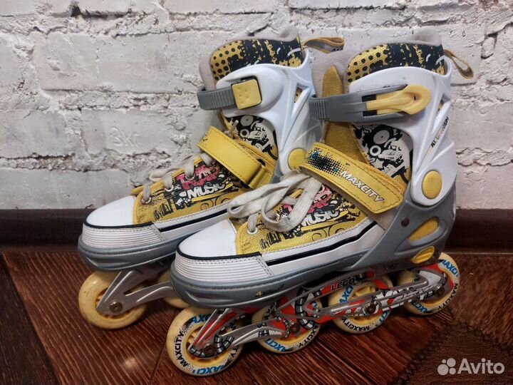 Раздвижные роликовые коньки MaxCity Lego