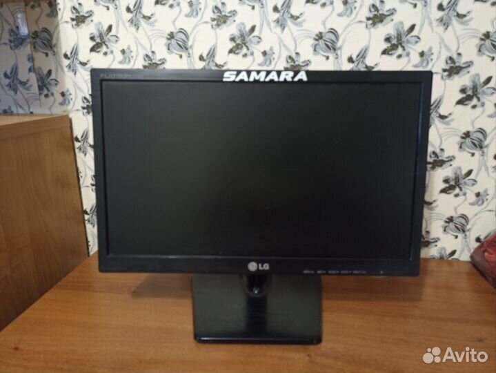 Монитор LG
