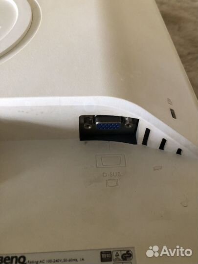 Монитор benq Q7T4